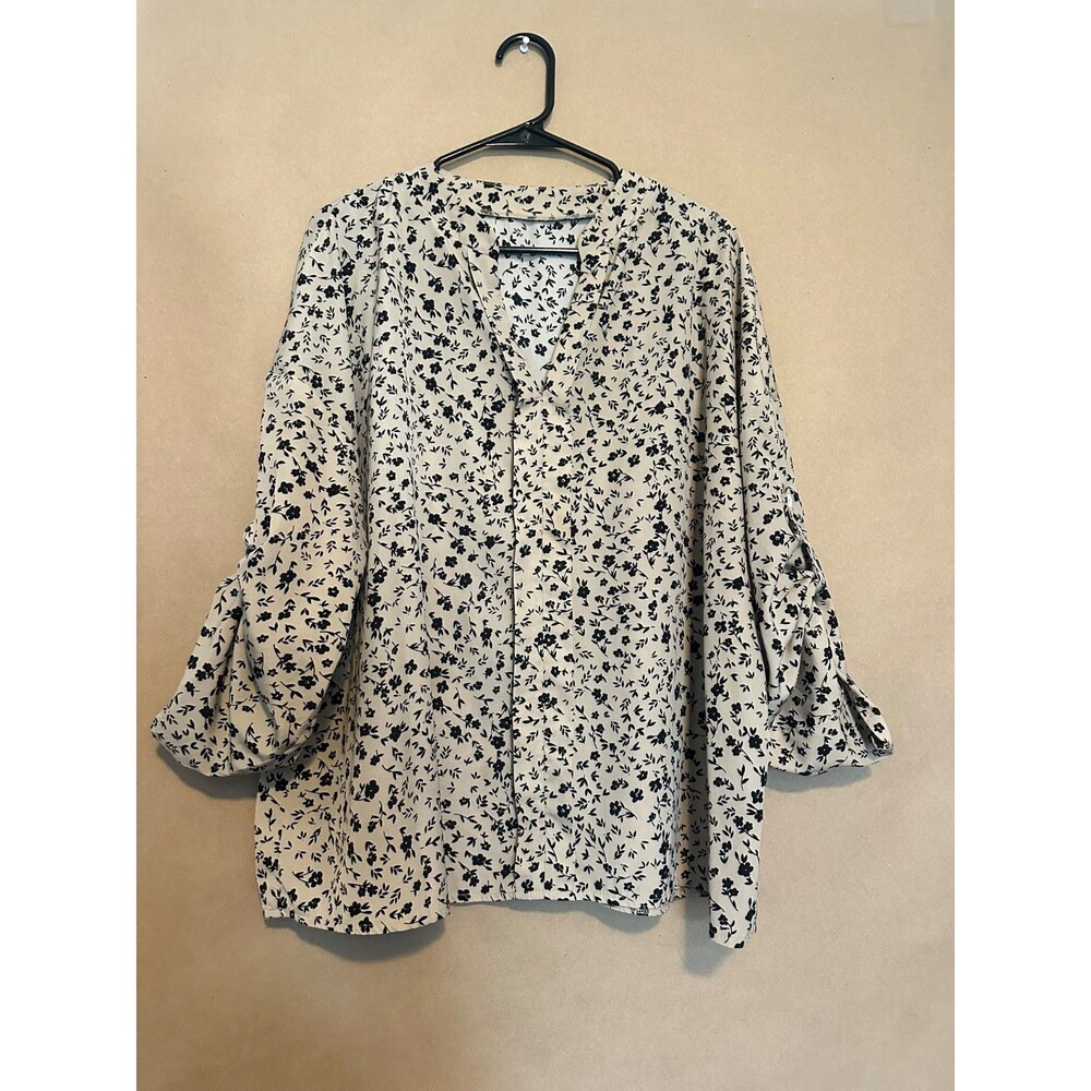 SHEIN Curve 2X Floral Blouse  Tan Black V-Neck long Sleeve Boho Cottage